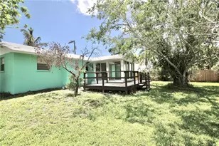 12107 45th Ave W, Cortez, FL 34215 - Photo 20