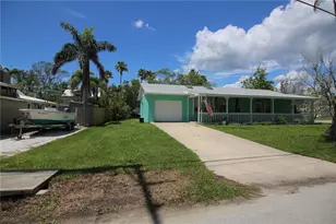 12107 45th Ave W, Cortez, FL 34215 - Photo 22