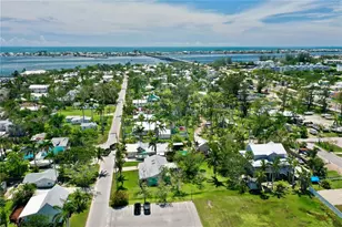 12107 45th Ave W, Cortez, FL 34215 - Photo 26