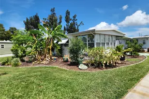 5402 Chateau Ln, Bradenton, FL 34207 - Photo 1