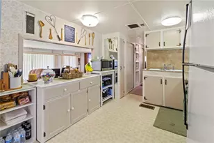 508 50th Avenue Plaza W, Bradenton, FL 34207 - Photo 8