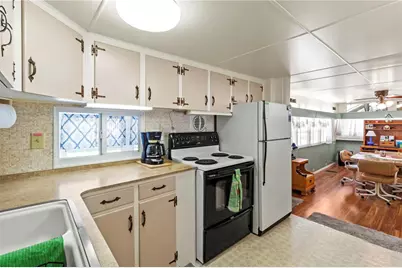 508 50th Avenue Plaza W, Bradenton, FL 34207 - Photo 10