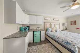 19369 Nearpoint Dr, Venice, FL 34292 - Photo 38