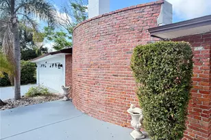 4158 Prudence Dr, Sarasota, FL 34235 - Photo 2