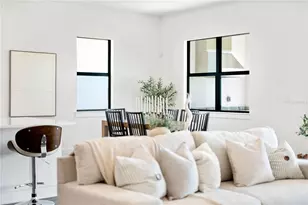 2592 Waterfront Cir, Sarasota, FL 34240 - Photo 10