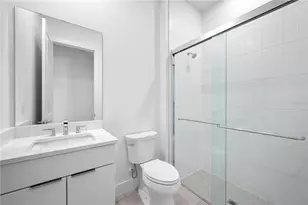 2592 Waterfront Cir, Sarasota, FL 34240 - Photo 20