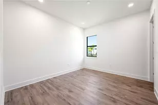 2592 Waterfront Cir, Sarasota, FL 34240 - Photo 26