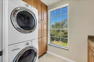 1000 San Lino Cir, Venice, FL 34292 - Photo 10