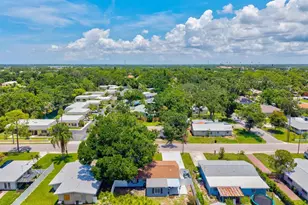 2432 Aspinwall St, Sarasota, FL 34237 - Photo 48