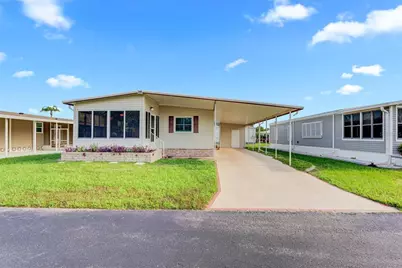 29 S Easter Island Circle, Englewood, FL 34223 - Photo 4