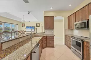 7005 Gold Rush Ln, Bradenton, FL 34201 - Photo 10