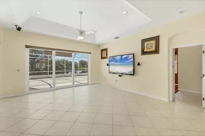 7005 Goldrush Lane, Bradenton, FL 34201 - Photo 4