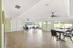 2110 Benjamin Franklin Dr, Sarasota, FL 34236 - Photo 44