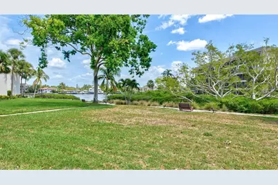 1700 Cove II Place #310, Sarasota, FL 34242 - Photo 34