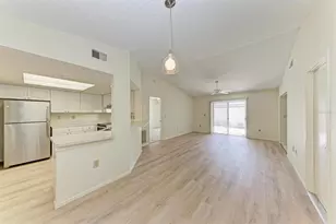 4154 Center Pointe Cir, Sarasota, FL 34233 - Photo 10