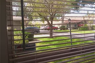 4154 Center Pointe Cir, Sarasota, FL 34233 - Photo 8