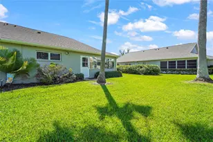 2417 Fairway Oaks Dr, Palmetto, FL 34221 - Photo 44