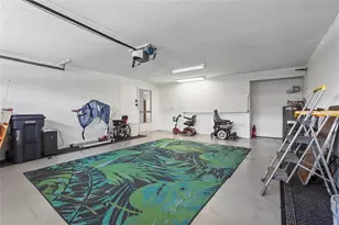 2417 Fairway Oaks Dr, Palmetto, FL 34221 - Photo 42