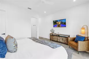 2065 Goldenrod St, Sarasota, FL 34239 - Photo 50