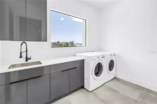 2065 Goldenrod St, Sarasota, FL 34239 - Photo 24