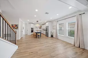 1876 Livingstone St, Sarasota, FL 34231 - Photo 10