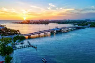 701 Marbury Ln, Longboat Key, FL 34228 - Photo 82