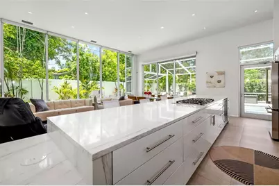 904 Virginia Drive, Sarasota, FL 34234 - Photo 14