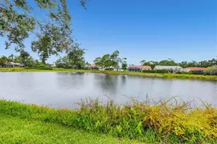 5766 Beaurivage Ave, Sarasota, FL 34243 - Photo 32