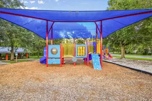 5766 Beaurivage Ave, Sarasota, FL 34243 - Photo 36