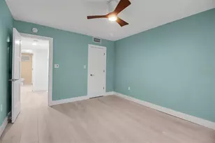 1150 Tarpon Center Dr, Venice, FL 34285 - Photo 28