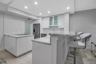 1150 Tarpon Center Dr, Venice, FL 34285 - Photo 10