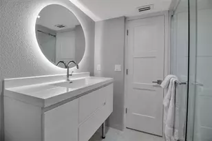 1150 Tarpon Center Dr, Venice, FL 34285 - Photo 30