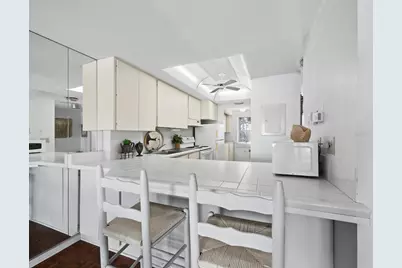 490 N Shore Road #6, Longboat Key, FL 34228 - Photo 18