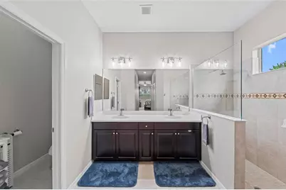 4654 Claremont Park Drive, Bradenton, FL 34211 - Photo 36