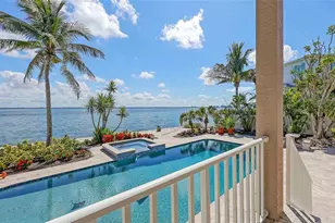 585 Gunwale Ln, Longboat Key, FL 34228 - Photo 66