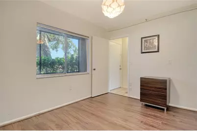 2124 Tamiami Trail N #103, Sarasota, FL 34234 - Photo 8