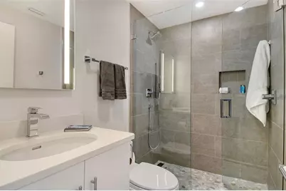 1000 Longboat Club Road #1105, Longboat Key, FL 34228 - Photo 18