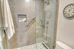 1000 Longboat Club Rd, Longboat Key, FL 34228 - Photo 16