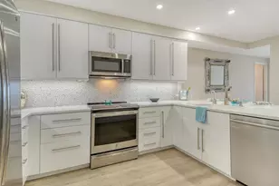 1000 Longboat Club Rd, Longboat Key, FL 34228 - Photo 12