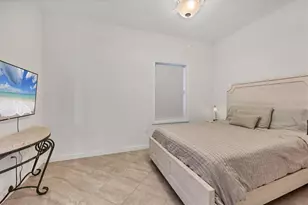 8111 Lakewood Main St, Lakewood Ranch, FL 34202 - Photo 16