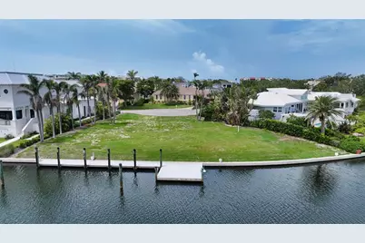 1630 Harbor Cay Lane, Longboat Key, FL 34228 - Photo 2