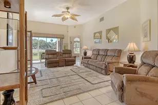 5598 Golf Pointe Dr, Sarasota, FL 34243 - Photo 6