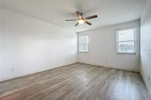 1510 Grantham Dr, Sarasota, FL 34234 - Photo 18