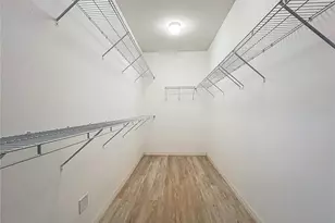 1510 Grantham Dr, Sarasota, FL 34234 - Photo 20