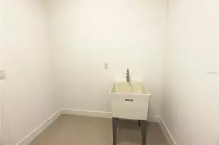 10011 Longmeadow Ave, Parrish, FL 34219 - Photo 22