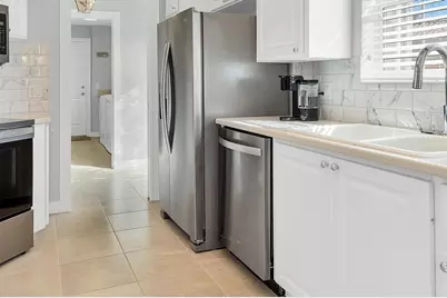 6057 Erice Street, Venice, FL 34293 - Photo 10