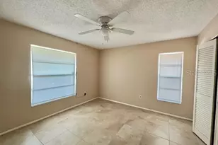 4514 Beacon Dr, Sarasota, FL 34232 - Photo 10