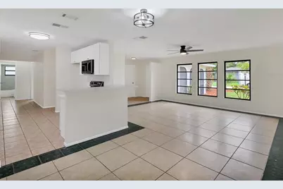 2102 Country Meadows Place, Sarasota, FL 34235 - Photo 6