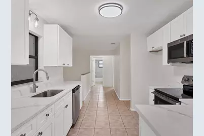 2102 Country Meadows Place, Sarasota, FL 34235 - Photo 14