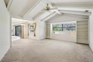 3640 Aster Dr, Sarasota, FL 34233 - Photo 18